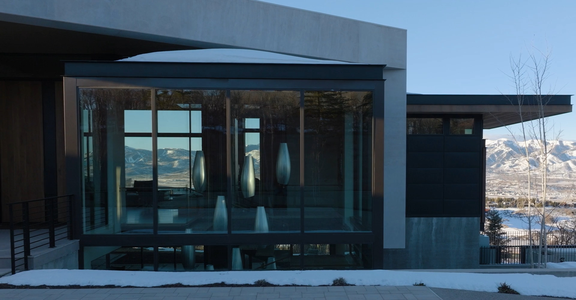 Electric_garage_door